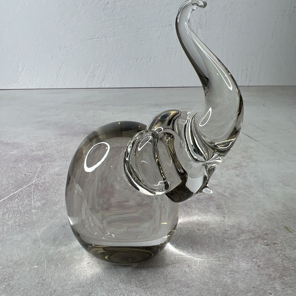 Vintage Clear Hand Blown Art Glass Elephant Figurine‎ Paperweight 5in tall
